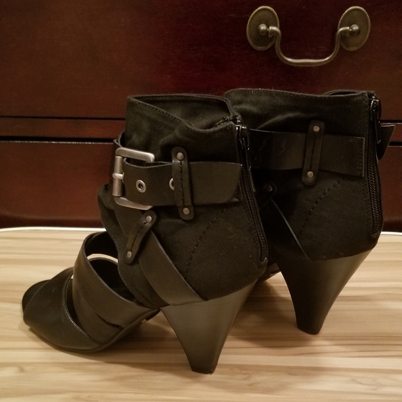 5th Avenue Leather High Heel Shoe Size 38 in EU. - Picture 4 of 6